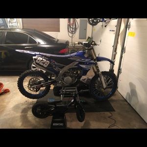 Meet your Posher, Aaron